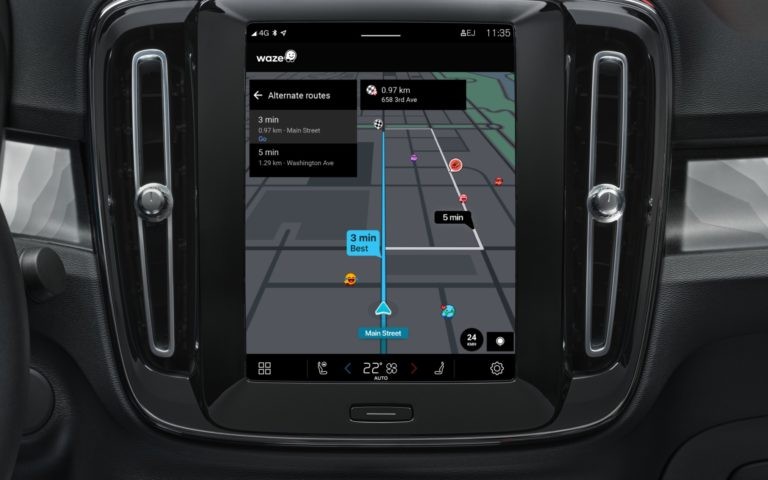 310285_Waze_app_is_now_available_in_your_Volvo_car
